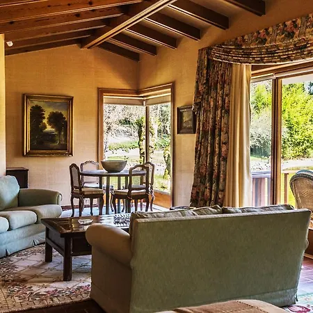 The Lake House Apartment Freixial