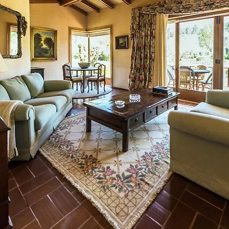 The Lake House Freixial